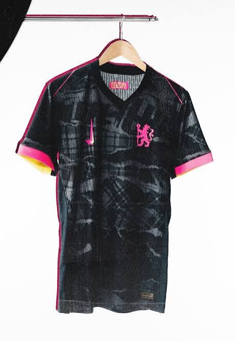 Short sleeve Chelsea Third Kit (2024/25 black and pink)